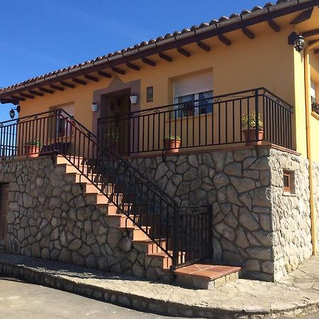 Casa Mariana Guest House Llames de Parres Exterior photo